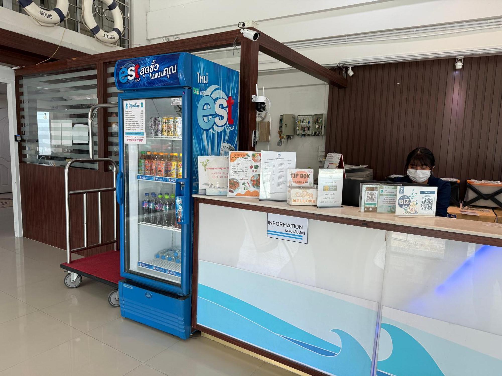 Bed By Cruise Hotel At Samakkhi-Tivanont Нонтабури Екстериор снимка