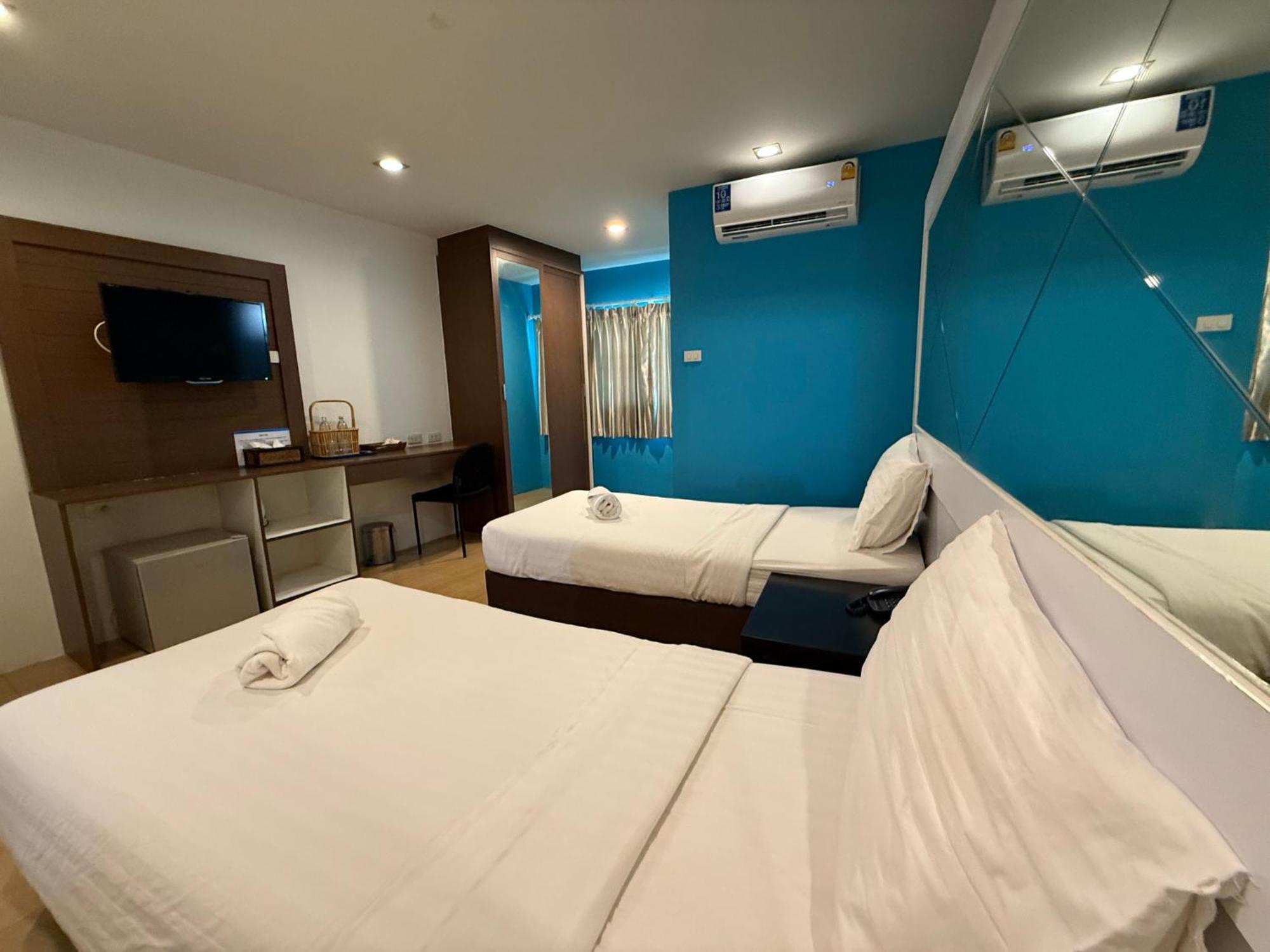 Bed By Cruise Hotel At Samakkhi-Tivanont Нонтабури Екстериор снимка